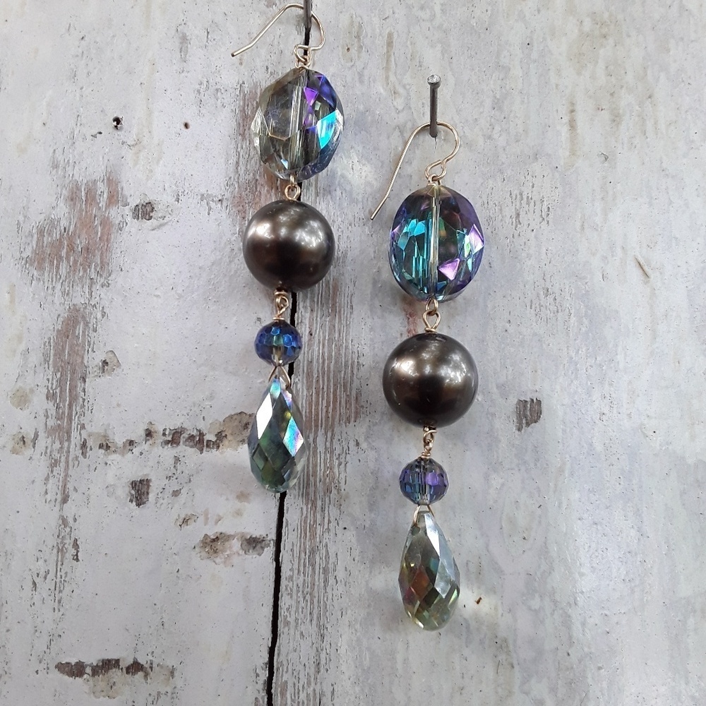 Crystal and pearl earrings